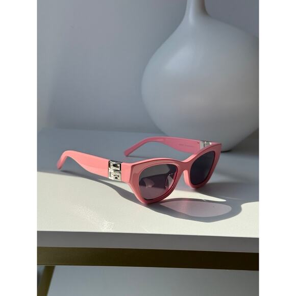 NEW Givenchy GV40008U Cat Eye Pink Sunglasses
